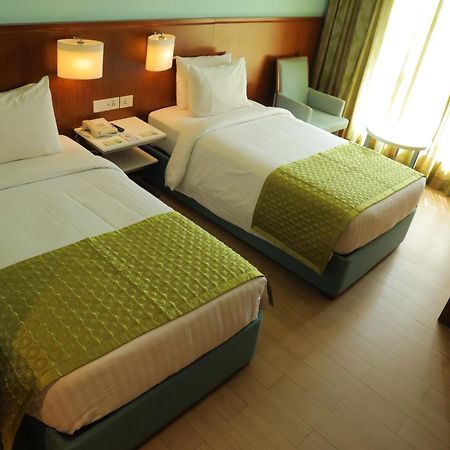 Fairfield By Marriott Indore Exterior foto