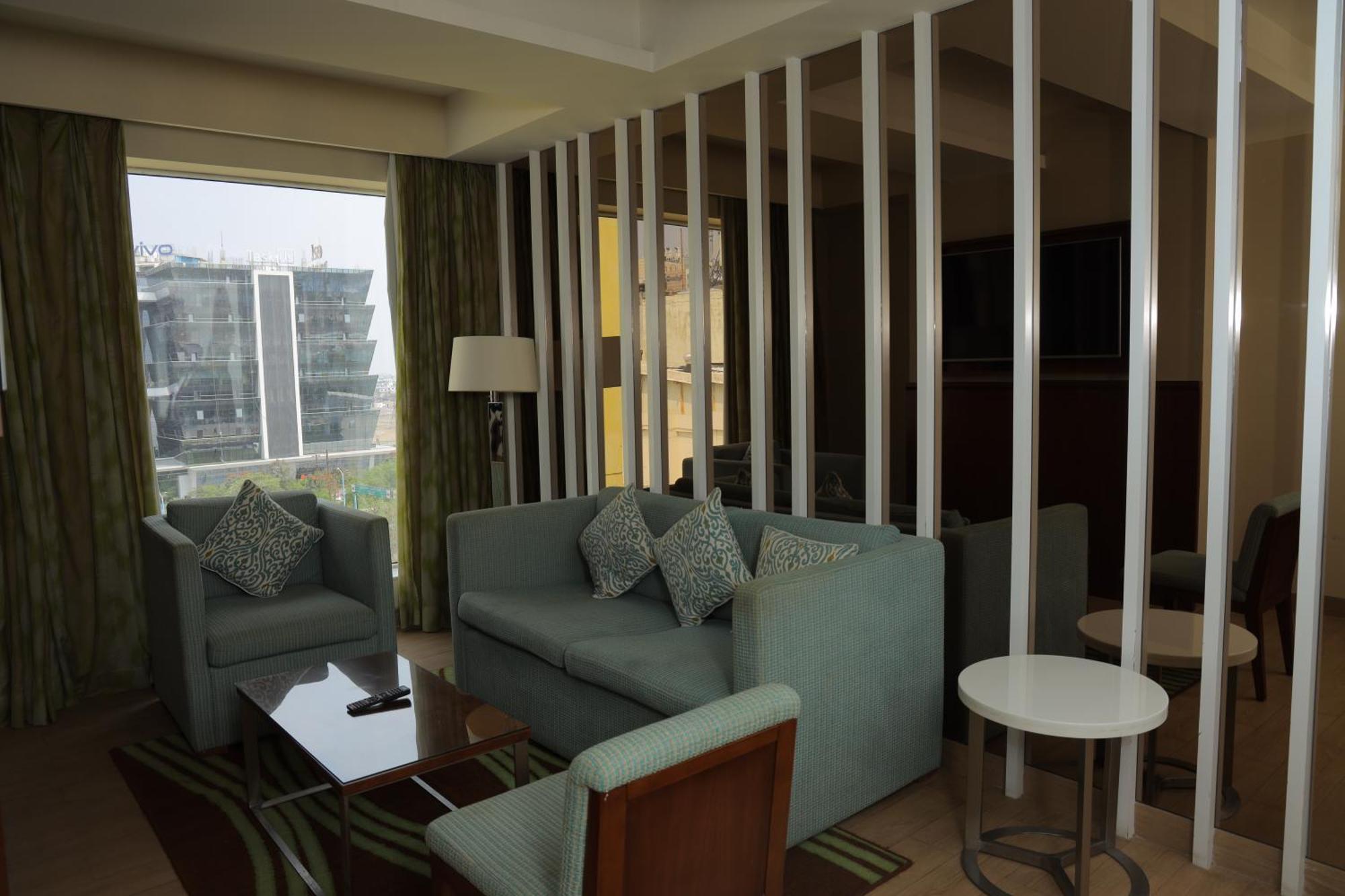 Fairfield By Marriott Indore Exterior foto